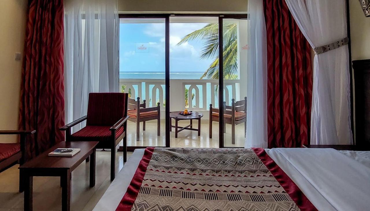 Prideinn Paradise Beach Resort & Spa Mombasa Exteriér fotografie A room at the Serena Hotel